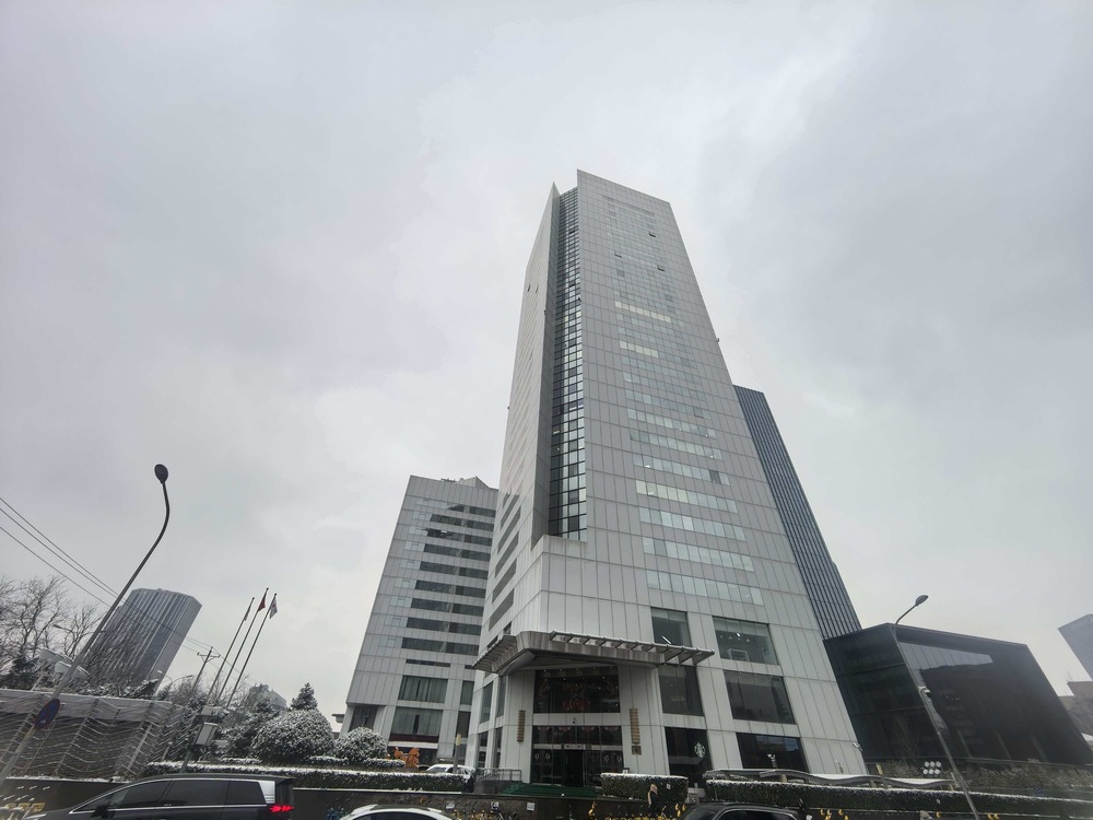 国航大厦外观图1
